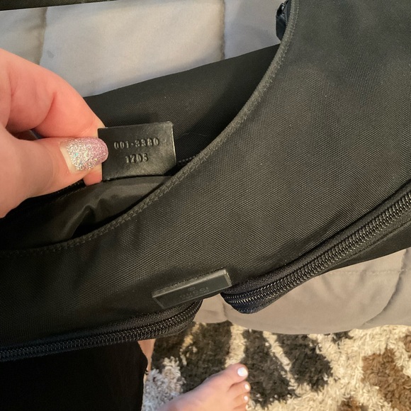 GUCCI PURSE AUTHENTICATED THROUGH ENRUPTY - Picture 8 of 9